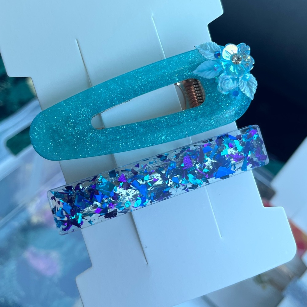 Icy Blue Clip Set